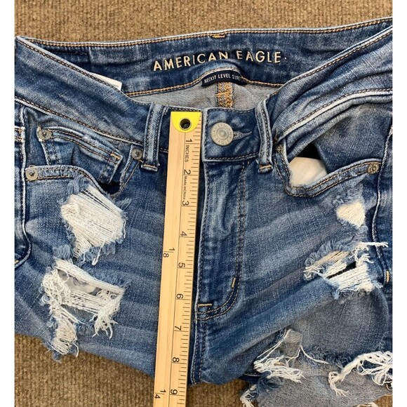 American Eagle Shorts Womens 4 High Rise Distressed Whiskered Stretch Denim - Picture 4 of 8